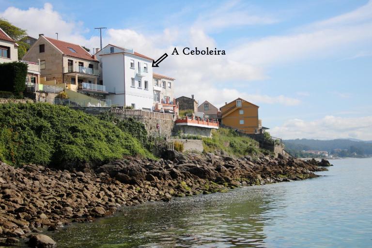 Casa sobre o mar A Ceboleira - B&B Raxo