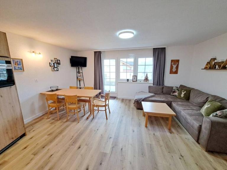 Zum Turm 02 - renoviert, traumhafte Aussicht - Ferienwohnung Leukerbad