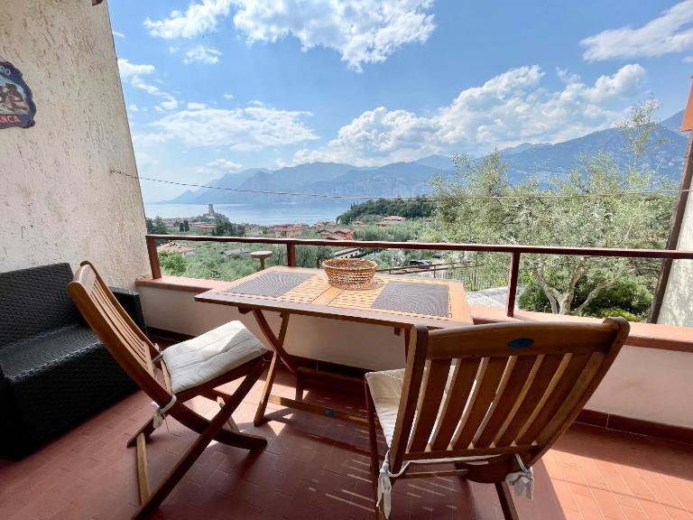 Lake View Kormorano Apartment - B&B Malcesine