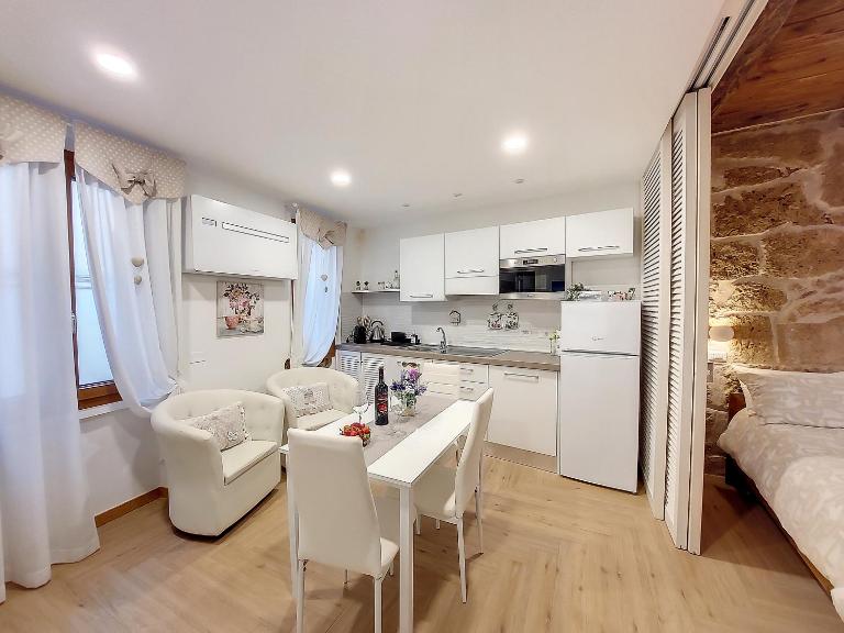 Maison Cavour - Bed and Breakfast Alghero