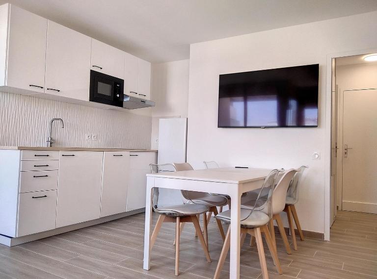 Résidence Graziella Appartement 510 - Bed and Breakfast Juan-les-Pins