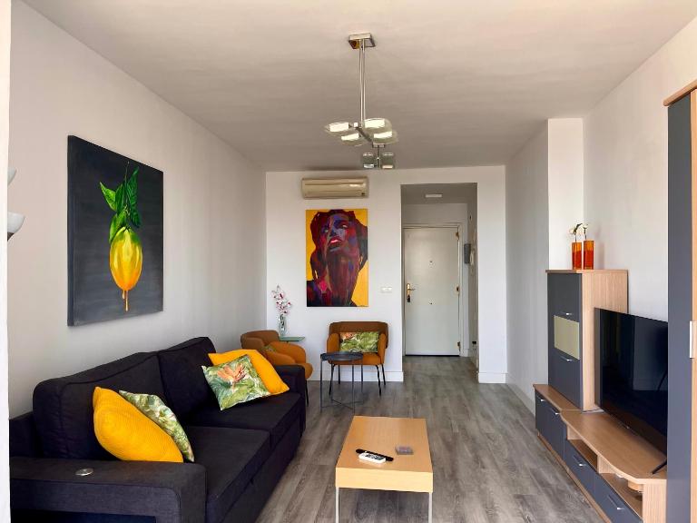 Bonito apartamento con piscina - Ferienwohnung Benidorm
