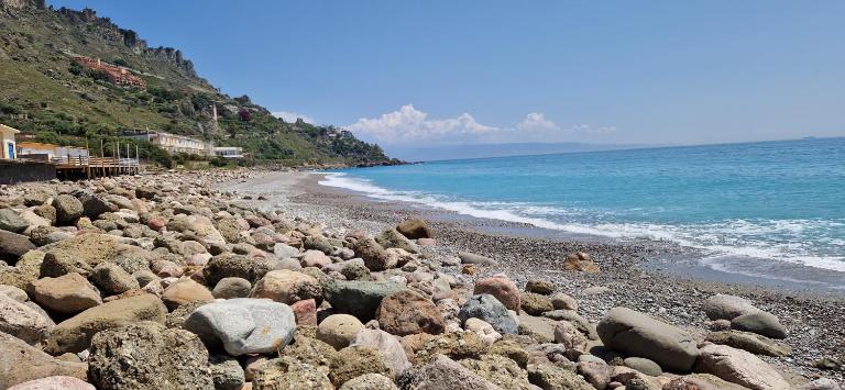 NTONIA holiday - B&B Santa Teresa di Riva