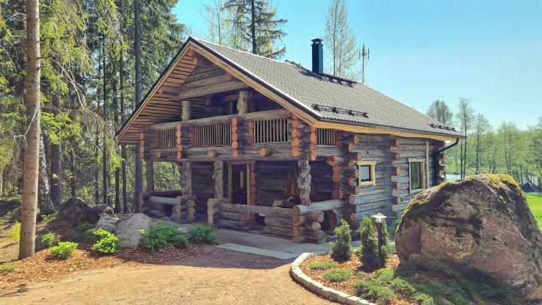 Villa Kaunisvirta - Ferienwohnung Pyhtää