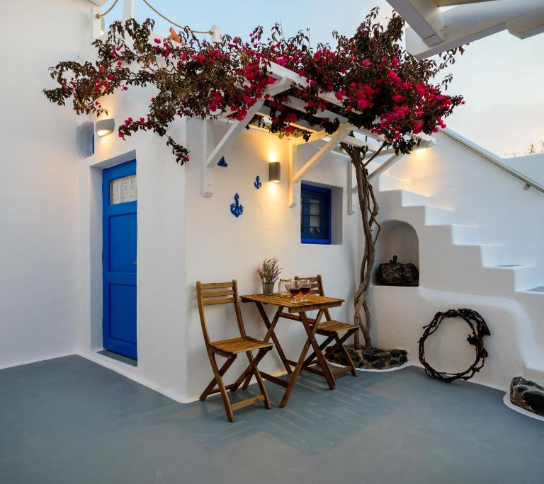 Casa Delle Botti Cave House Santorini Oia Finikia - Chambres d'hôtes Foinikiá