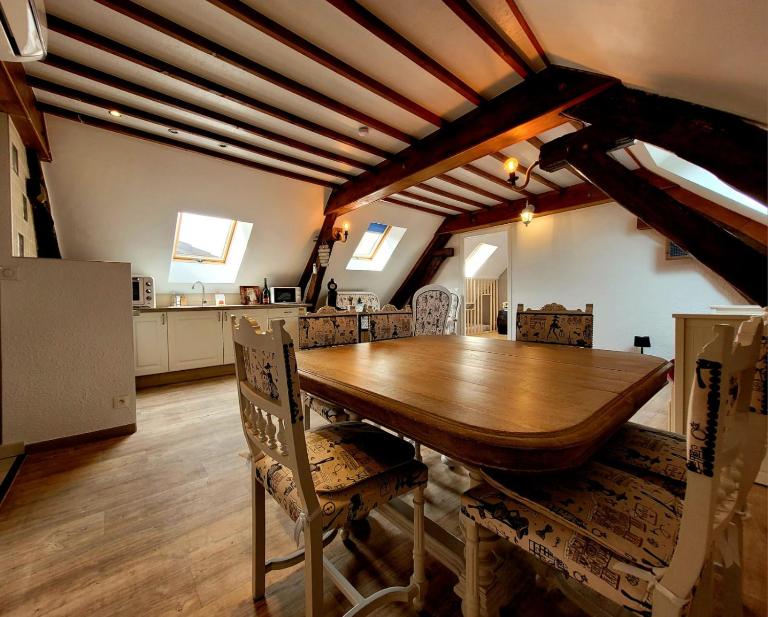 Au 1894 Loft - Bed and Breakfast Avize