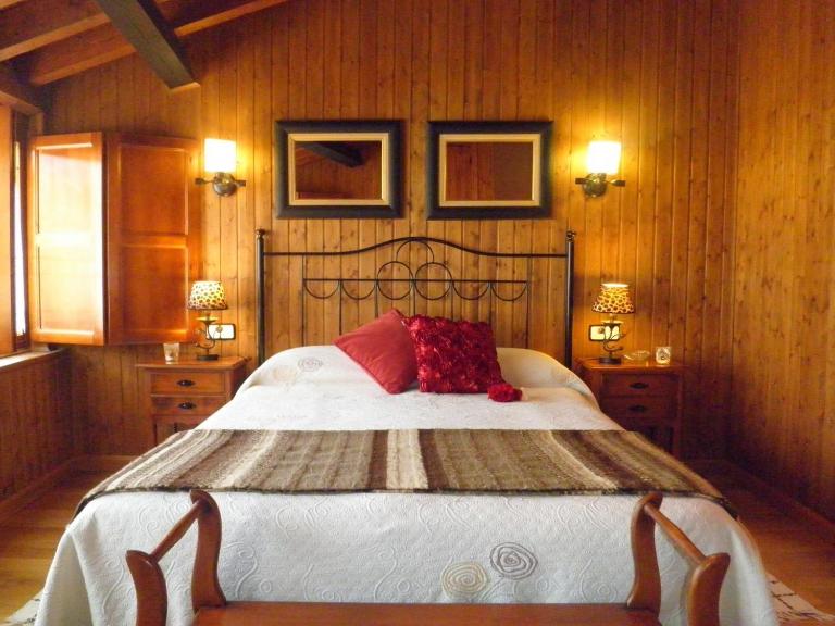 El Roble. Azagalla Rural - Ferienwohnung Casas del Abad