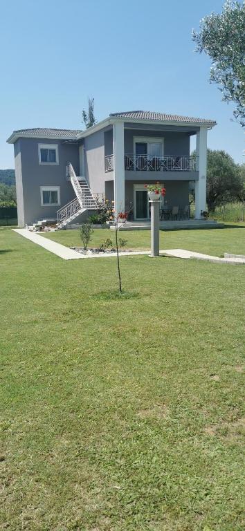 Elegant house - Chambres d'hôtes Órmos Panagías