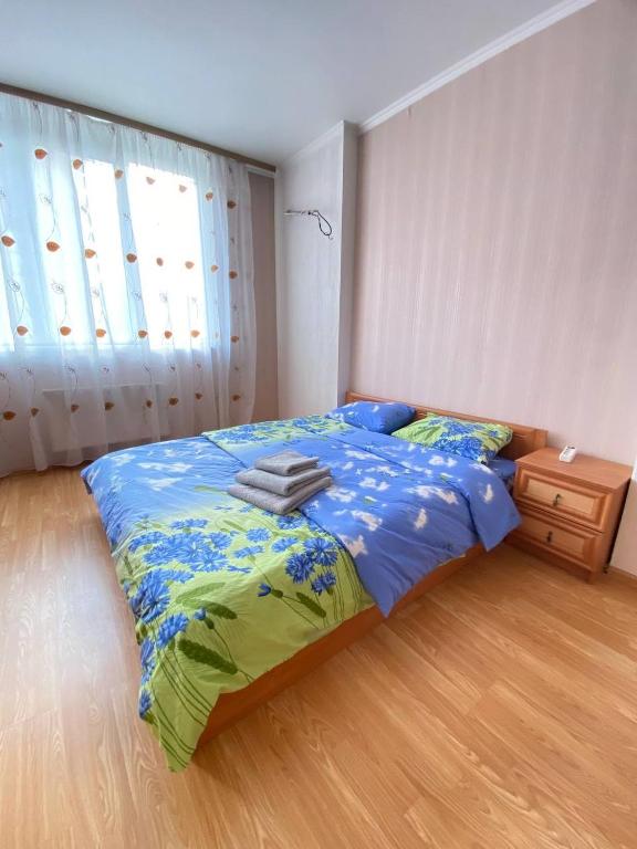 FlatService МАКС Двокімнатні апартаменти в ЖК "4 сезони" - B&B Kyiv