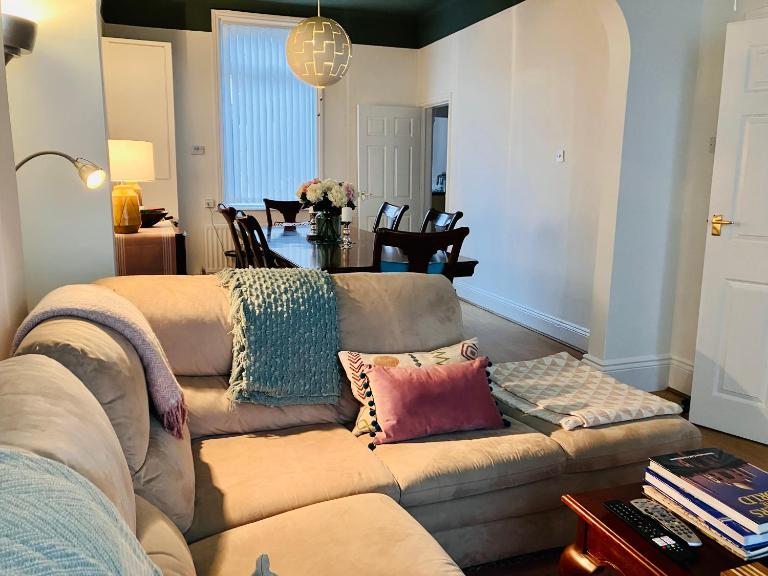 Romford Cottage - Close to Centre, Hospital CrownWorks Studio Nissan and Stadium of Light - Ferienwohnung Sunderland