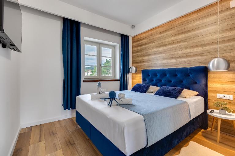 TEONA Luxury Apartment with terrace - B&B Sali