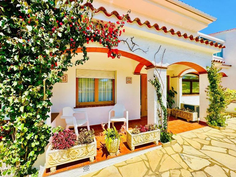 Amata Costabravasi - Bed and Breakfast Santa Cristina d'Aro