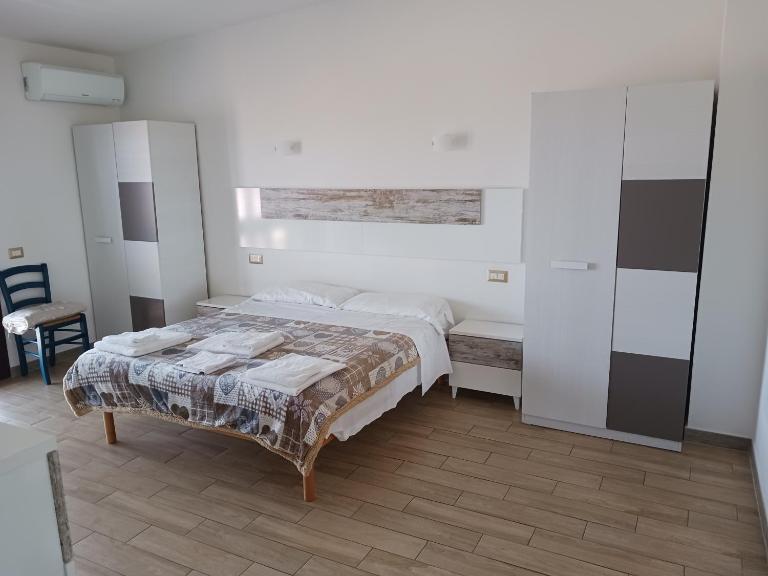 Le Porte del Sole - Bed and Breakfast Girasole