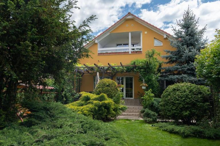 Charming two bedrooms apartment - B&B Sighișoara