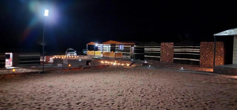 Wadi Rum Quiet Sky - Bed and Breakfast Ramm