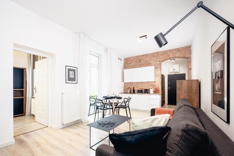 Apartamenty Pamiątkowa 11, 2 rooms, self check in 24h - Ferienwohnung Posen