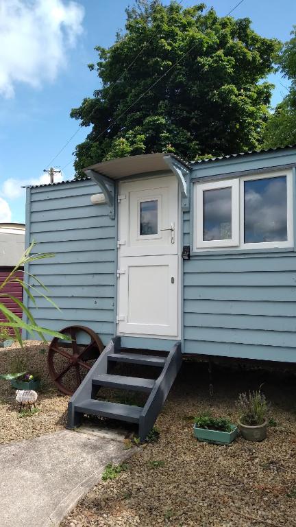 Bramblewick House Glamping - B&B Longford