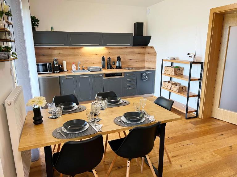 Apartmán NatEmi u sjezdovky Filipovice - Chambres d'hôtes Bělá pod Pradědem