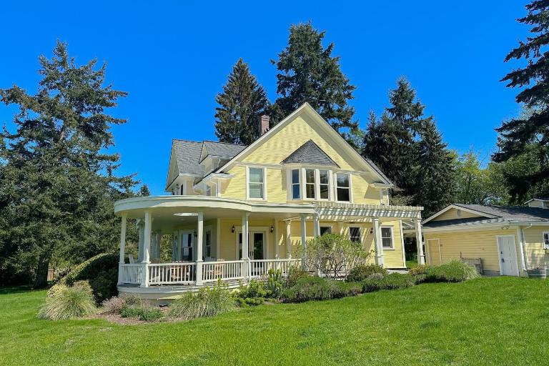 Marty's Place - B&B Langley