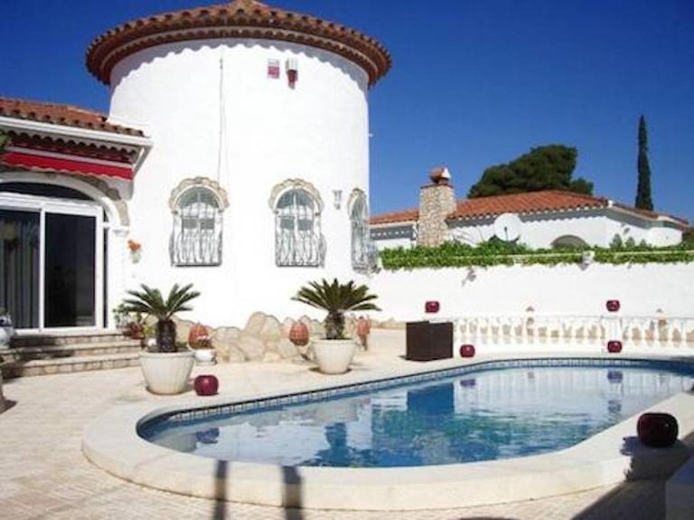 Mooie vrijstaande vakantiewoning met privé-zwembad - B&B Miami Playa