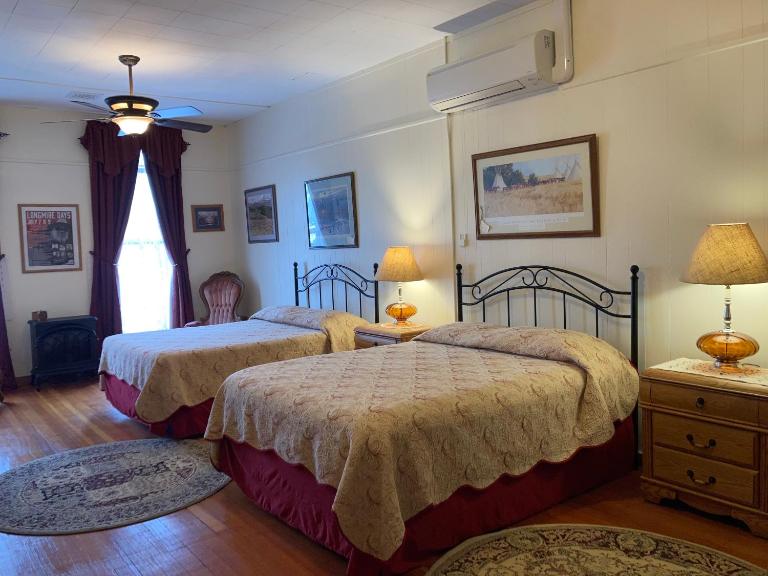 Historic Capitol Hotel Vacation Suites Downtown - Chambres d'hôtes Buffalo