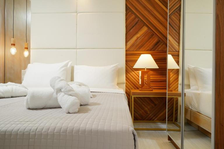 Dagos Luxury Apartments - Bed and Breakfast Limniónas