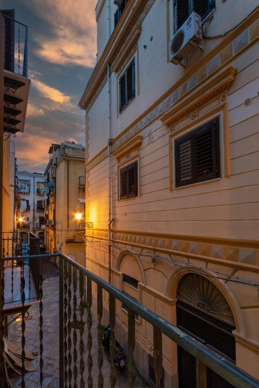 Cortile Del Greco Apartments - B&B Palermo