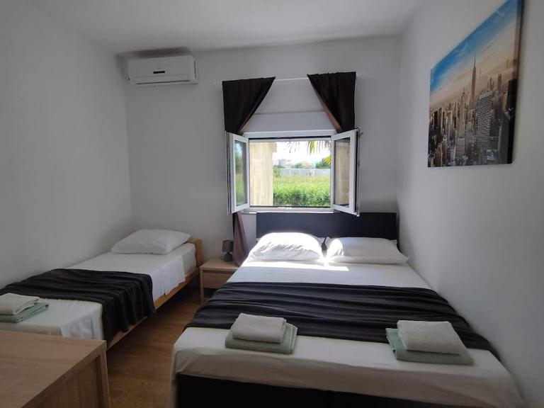 Apartment Bella Costa II. - B&B Kutleše