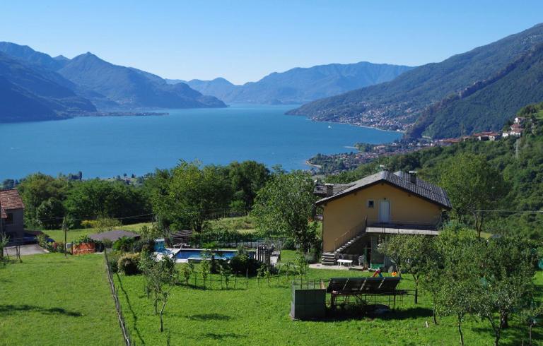 Casa Fontanera - Bed and Breakfast Gravedona