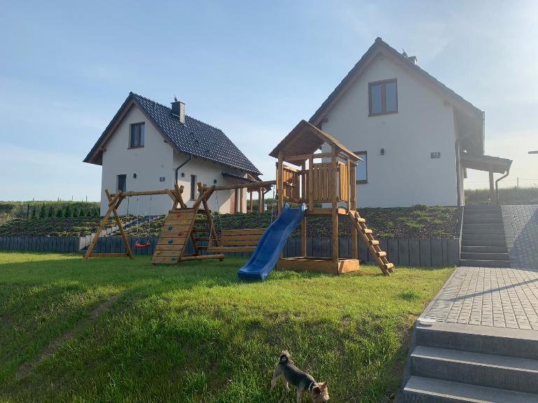 Kaszubska Osada Domki z Balią - Bed and Breakfast Tuchomie