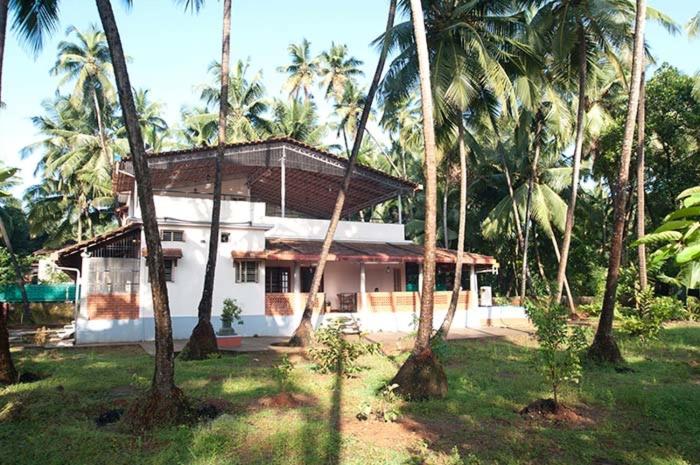 Suragi homestay - Bed and Breakfast Kumta