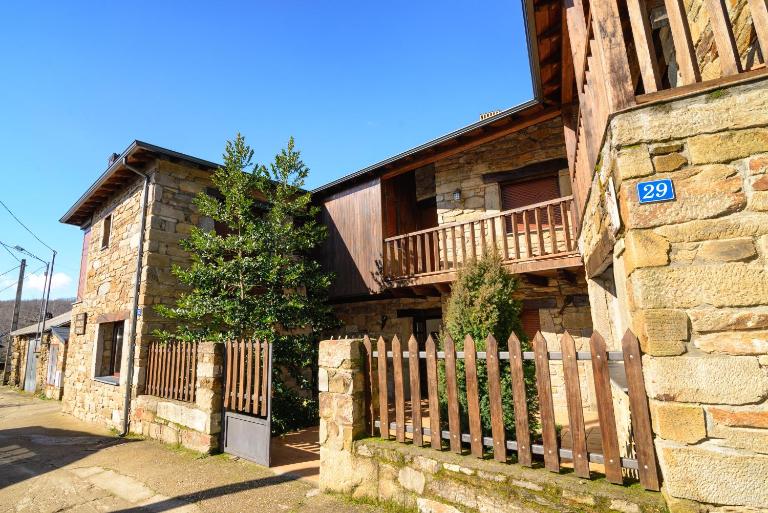 Casas Rurales Trefacio - Chambres d'hôtes Trefacio