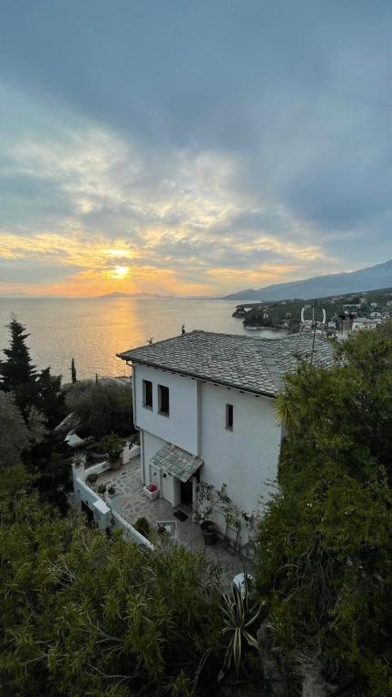 Iris Sea View Villa - B&B Áfyssos