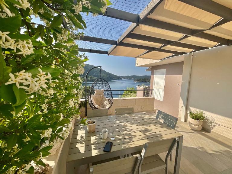 Villa Iva Lastovo - Chambres d'hôtes Ubli