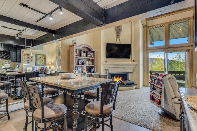 Interlude Condominiums 3-Bedroom Unit 302 - B&B Snowmass Village