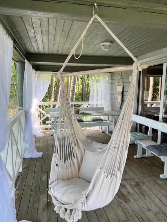Kumpuolis LakeHouse - B&B Degučiai