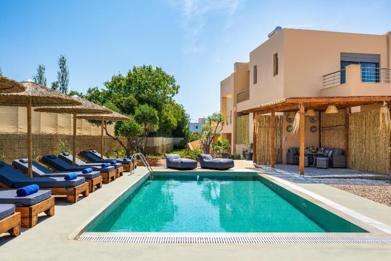 Villa Anolia with Private Pool - Bed and Breakfast Koskinoù