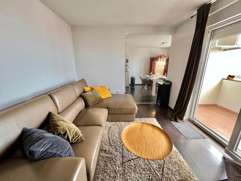 Apartments Jasmin - B&B Cirquenizza