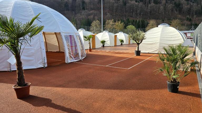 fitneXX Zelt-Dorf - B&B Balsthal