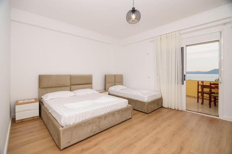Enjoy Summer Vlora - B&B Vlorë