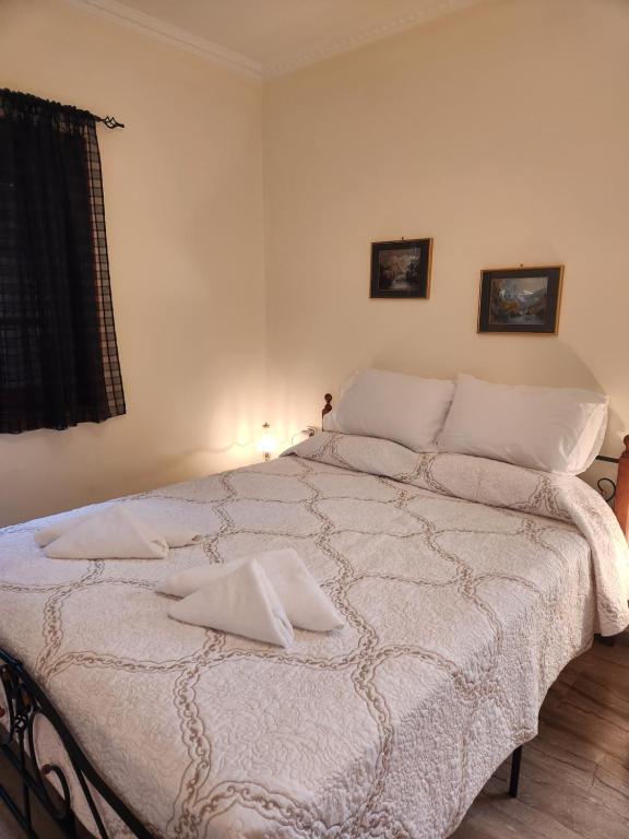 Cozy apartment in Nea Kios - Bed and Breakfast Néa Kíos