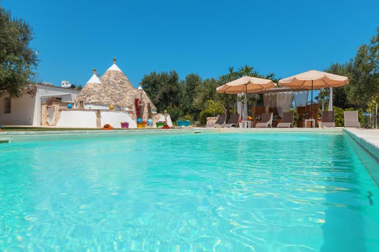 Trulli Olea with Pool - B&B San Vito dei Normanni