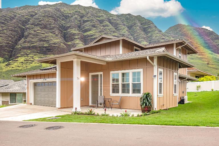 Oahu Million Dollar Ocean View, Sleeps 14, Pool, Spa, Near Beach, AC, BBQ - B&B Waianae