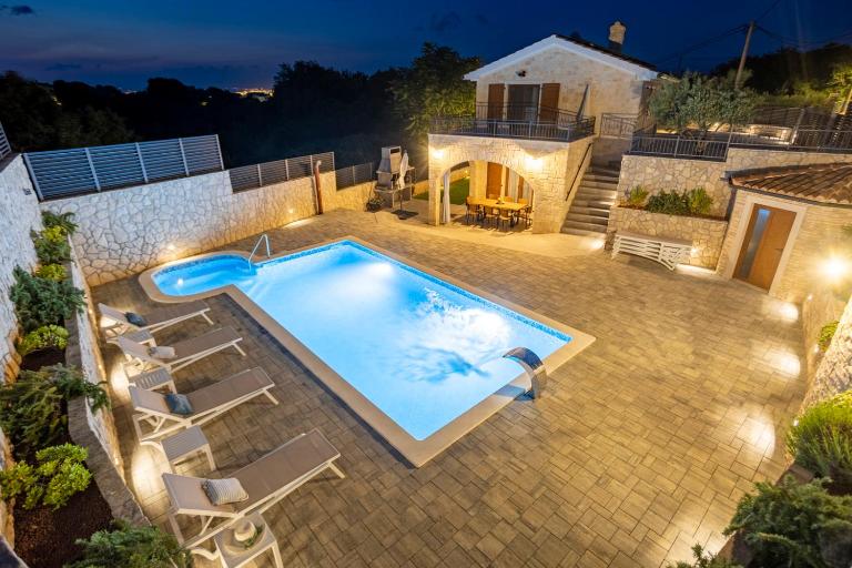 Luxury Villa Petros - Chambres d'hôtes Malinska