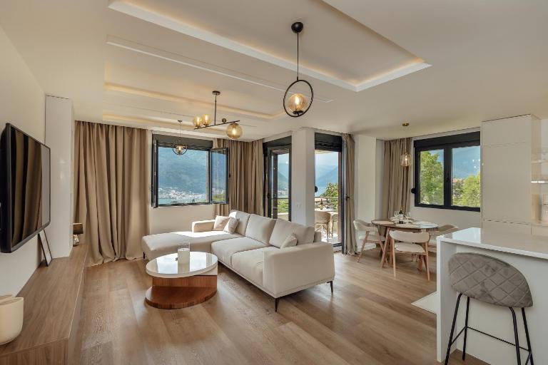 Lux Grand Apartment Kotor - B&B Cattaro