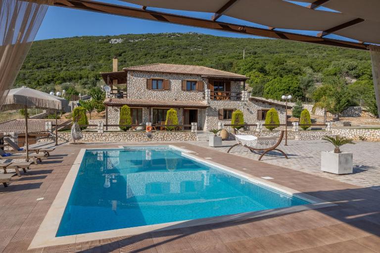 Piedra Villa - B&B Troïanáta
