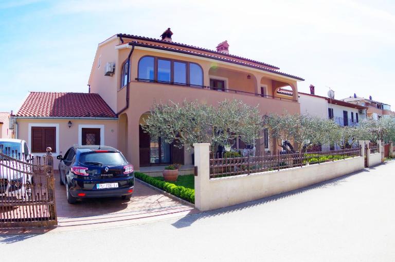 Apartments Tina & Denis - B&B Pula