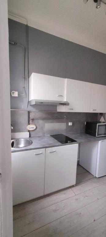 Studio proche gare de Toulon - B&B Toulon