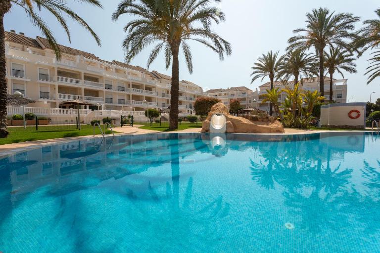 Aquamarina, 2 dormitorios, by Bookindenia - B&B Denia