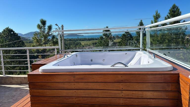 Casa com spa em Caraguatatuba - B&B Caraguatatuba